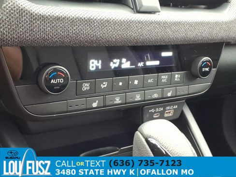 Used 2026 Subaru Outback Premium AWD/4WD image 14