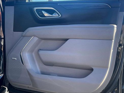 Used 2021 GMC Yukon XL SLT w/ Rear Media and Nav Package image 20