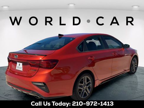 Used 2021 Kia Forte GT-Line w/ GT-Line Premium Package FWD image 7