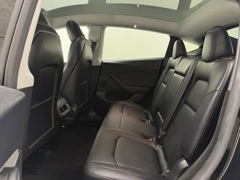 Used 2024 Tesla Model Y 2WD image 15