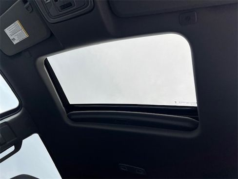 New 2025 GMC Sierra 2500 SLT w/ SLT Premium Package image 37