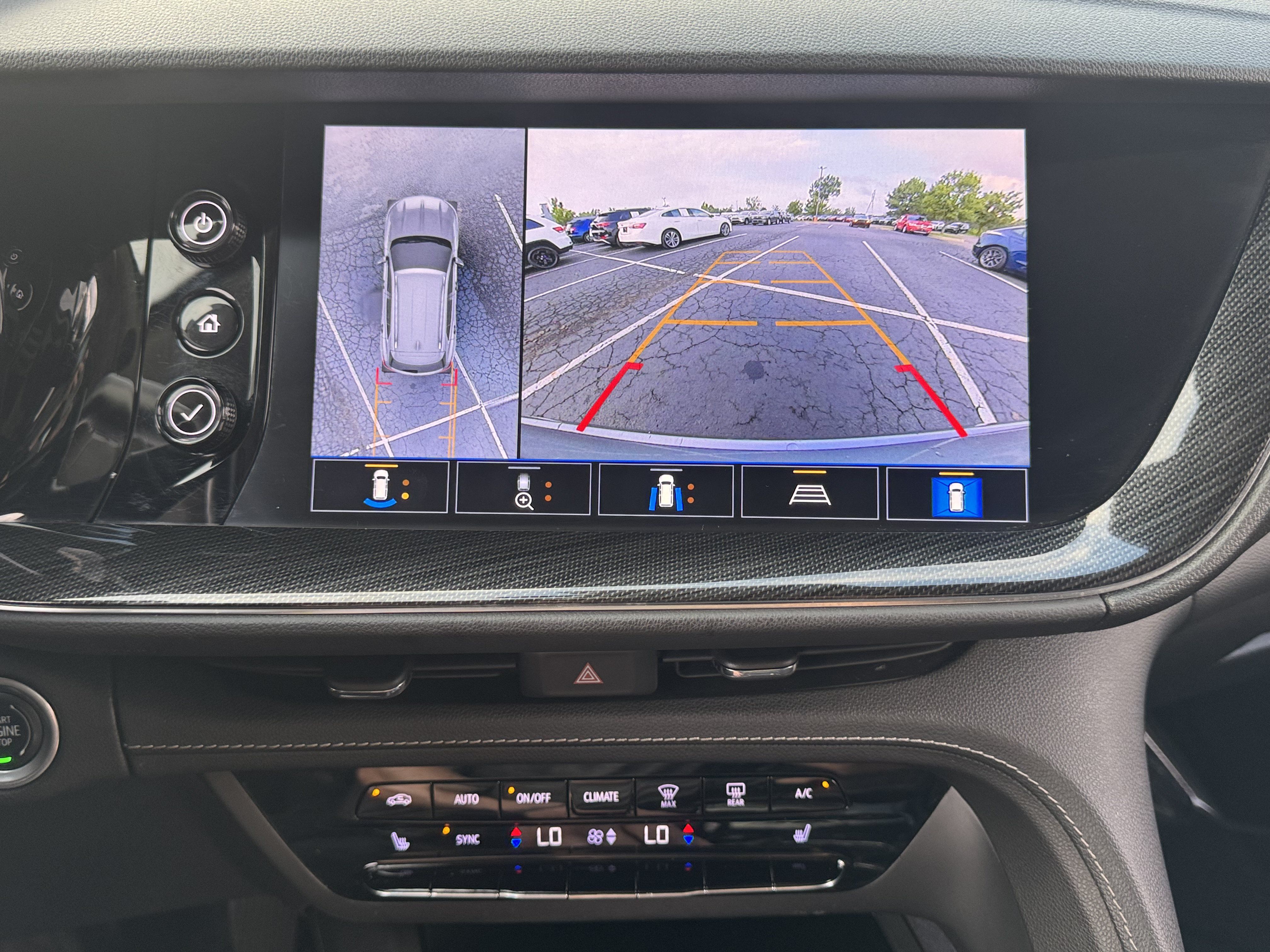 Used 2021 Buick Envision Essence w/ Technology Package I AWD/4WD image 4