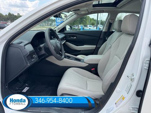 New 2025 Honda Accord SE image 7