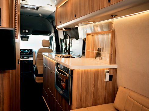 Used 2022 Mercedes-Benz Sprinter 3500 image 16