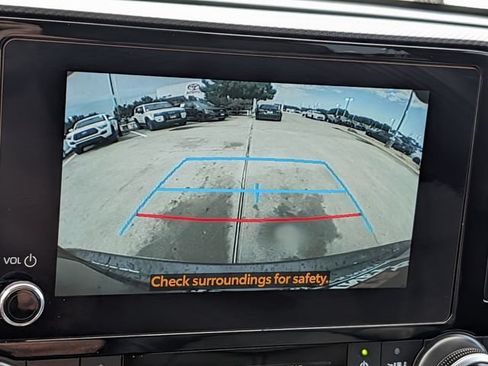 Used 2025 Toyota Highlander XSE AWD/4WD image 19