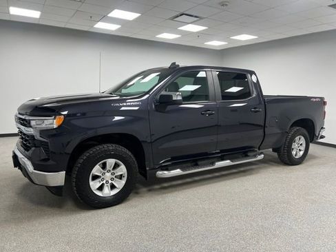 Used 2022 Chevrolet Silverado 1500 LT w/ Convenience Package II image 5