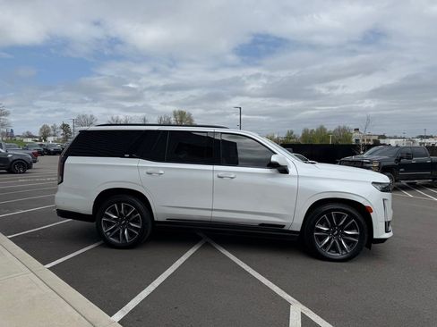 Used 2023 Cadillac Escalade Sport w/ Touring Package image 6