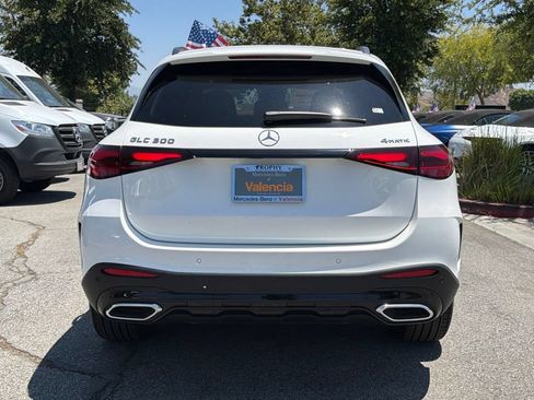 New 2026 Mercedes-Benz GLC 300 4MATIC image 9