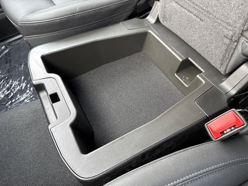 Used 2025 GMC Sierra 1500 SLT image 79