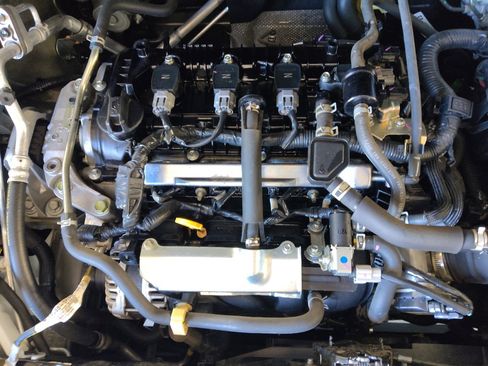 Used 2023 Nissan Versa S w/ S Plus Package FWD image 30
