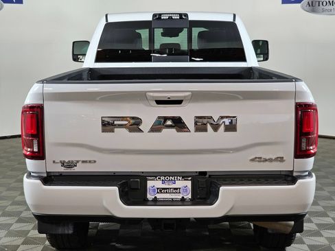 Used 2025 RAM 3500 Limited AWD/4WD image 35