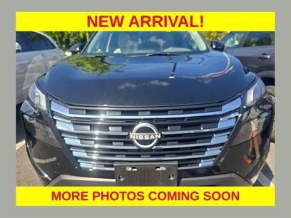 Used 2025 Nissan Rogue SV