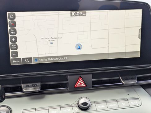 New 2025 Hyundai Elantra Limited image 12