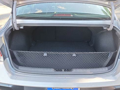 New 2025 Hyundai Elantra SEL image 14