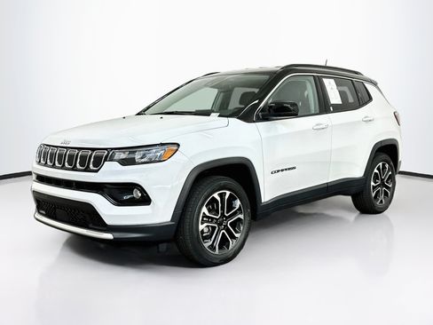Used 2022 Jeep Compass Limited AWD/4WD image 3
