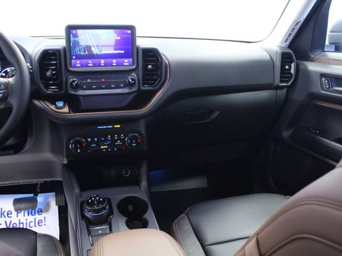 Used 2024 Ford Bronco Sport Outer Banks w/ Tech Package image 19