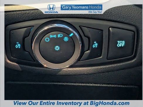 Used 2024 Ford Edge SE w/ Black Appearance Package AWD/4WD image 23