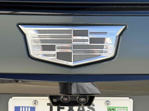 Used 2025 Cadillac Escalade V w/ LPO, ONYX Package image 25