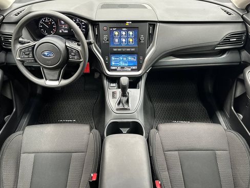Used 2025 Subaru Outback AWD/4WD image 17