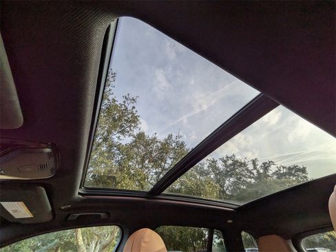 Used 2021 BMW X5 xDrive40i w/ Premium Package image 22