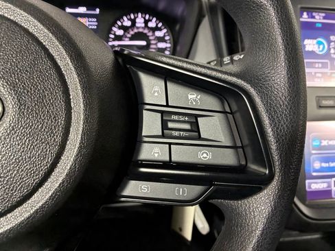 Certified 2024 Subaru Crosstrek 2.0i image 11