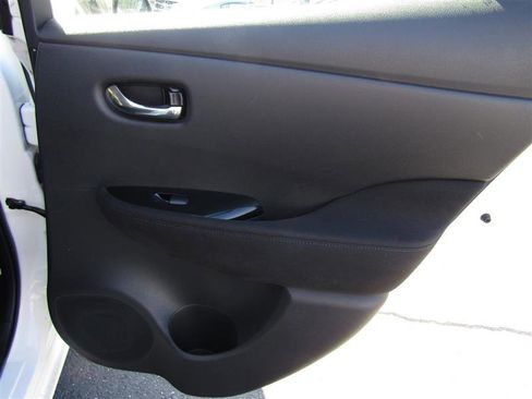 Used 2015 Nissan Leaf SV w/ LED & Quick Charge Package image 35