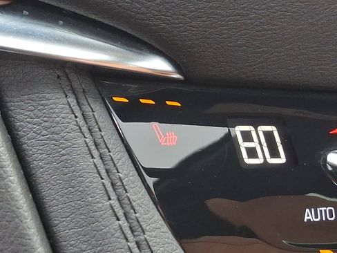 Used 2023 Cadillac XT5 Premium Luxury image 25