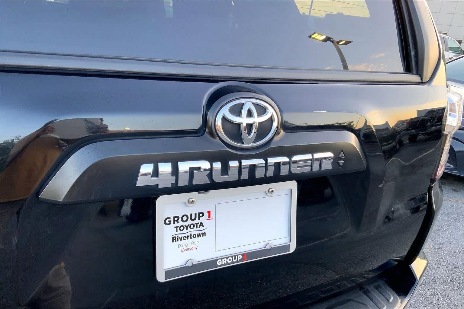 Used 2023 Toyota 4Runner TRD Off-Road AWD/4WD image 9