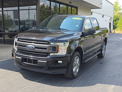 Used 2019 Ford F150 XLT w/ Equipment Group 302A Luxury AWD/4WD image 10