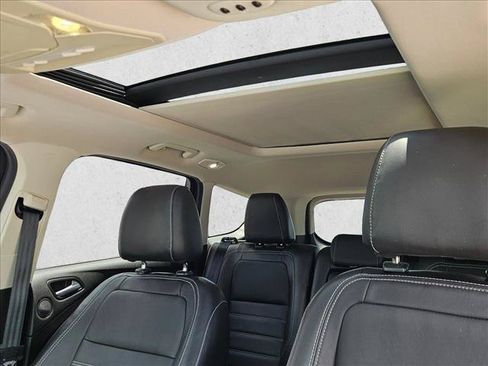 Used 2017 Ford Escape Titanium FWD image 15