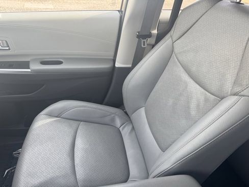 Certified 2023 Toyota Sienna Limited image 24