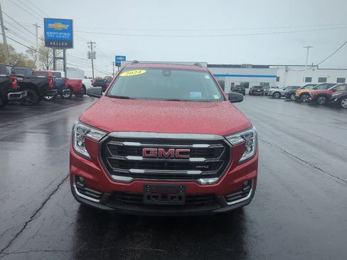 Certified 2024 GMC Terrain AT4 w/ Infotainment Package II AWD/4WD image 3