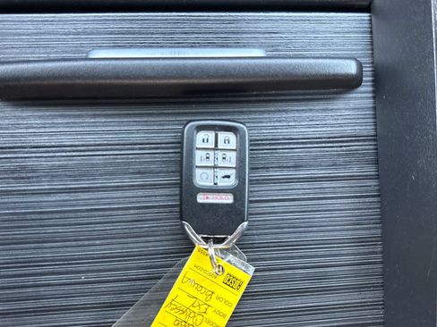 Used 2020 Honda Odyssey EX-L image 27