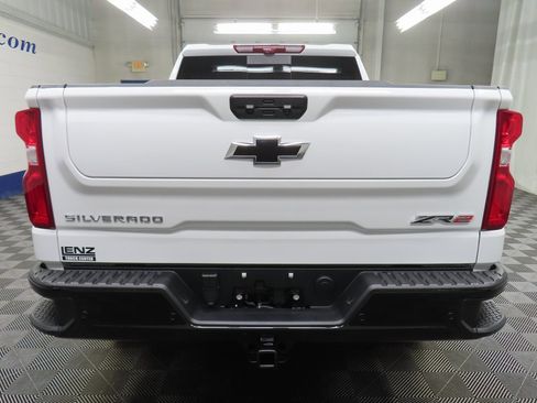 Used 2025 Chevrolet Silverado 1500 ZR2 w/ Technology Package image 40