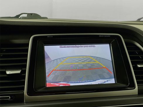 Used 2019 Hyundai Sonata SEL image 15