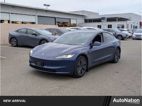 Used 2025 Tesla Model 3 Long Range image 1