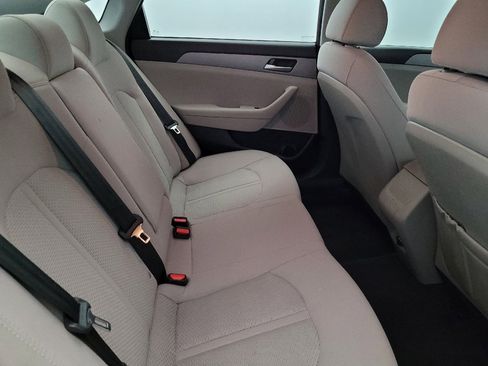 Used 2019 Hyundai Sonata SE FWD image 19