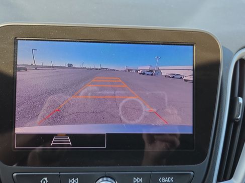 Used 2023 Chevrolet Malibu LT FWD image 37
