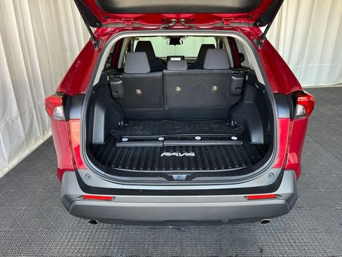 Used 2020 Toyota RAV4 LE w/ All Weather Liner Package AWD/4WD image 24
