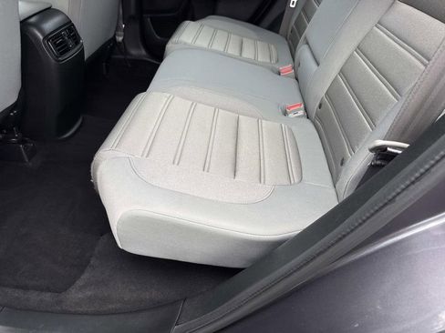 Used 2017 Honda CR-V LX image 16