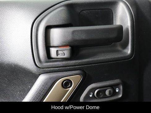 Used 2017 Jeep Wrangler Unlimited Sahara image 20