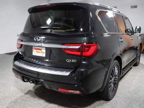Used 2022 INFINITI QX80 Sensory w/ Cargo Package RWD image 7