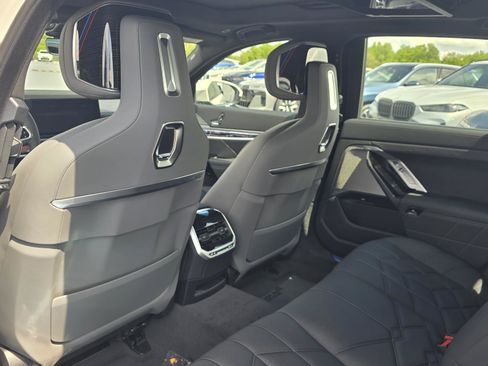 New 2026 BMW 760i xDrive w/ Executive Package AWD/4WD image 13