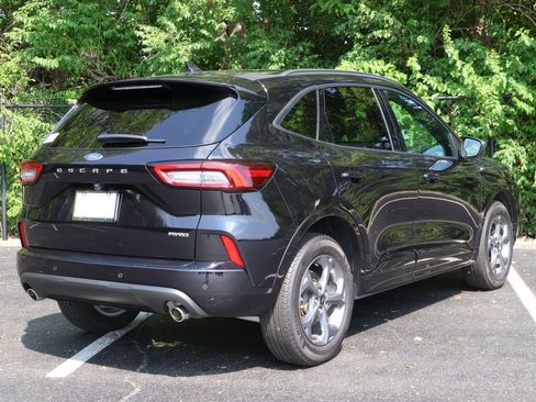Used 2024 Ford Escape ST-Line w/ Tech Pack #1 AWD/4WD image 10