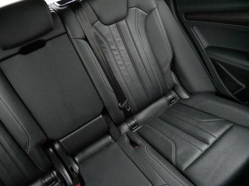 Used 2024 Audi Q5 2.0T Premium Plus image 14