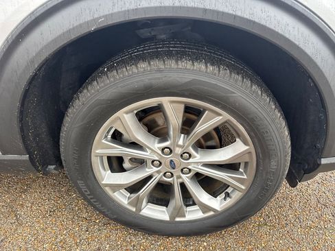 Used 2022 Ford Explorer Limited RWD image 11
