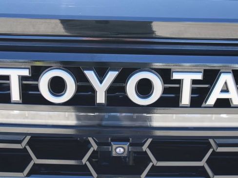 Used 2024 Toyota Tacoma TRD Pro AWD/4WD image 8