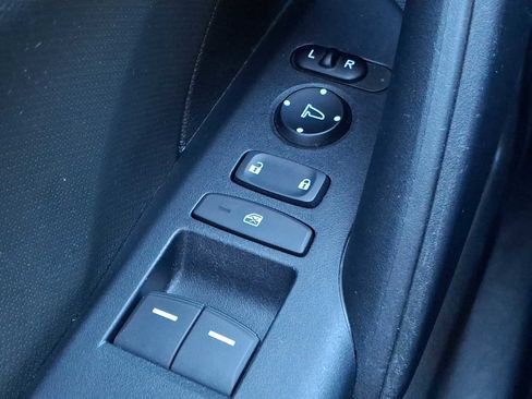 Used 2019 Honda Civic LX image 25