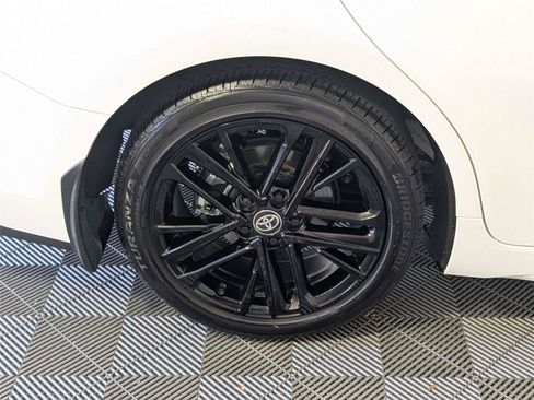 Certified 2025 Toyota Camry SE FWD image 9