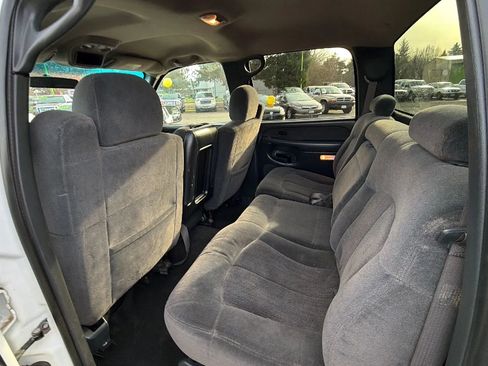 Used 2002 Chevrolet Silverado 2500 LS image 9